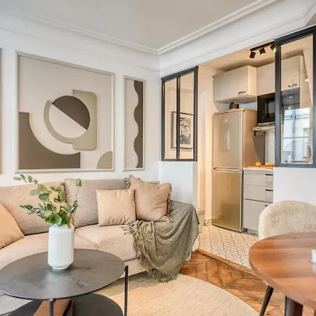 Rumeli - 1 Et Terrasse A Drouot Apartamento *